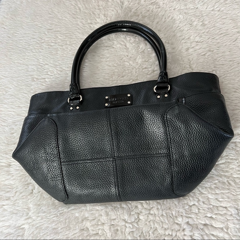 Kate Spade New York Pebbled Leather w/ patent leather Handles Satchel/Handbag - Picture 6 of 14